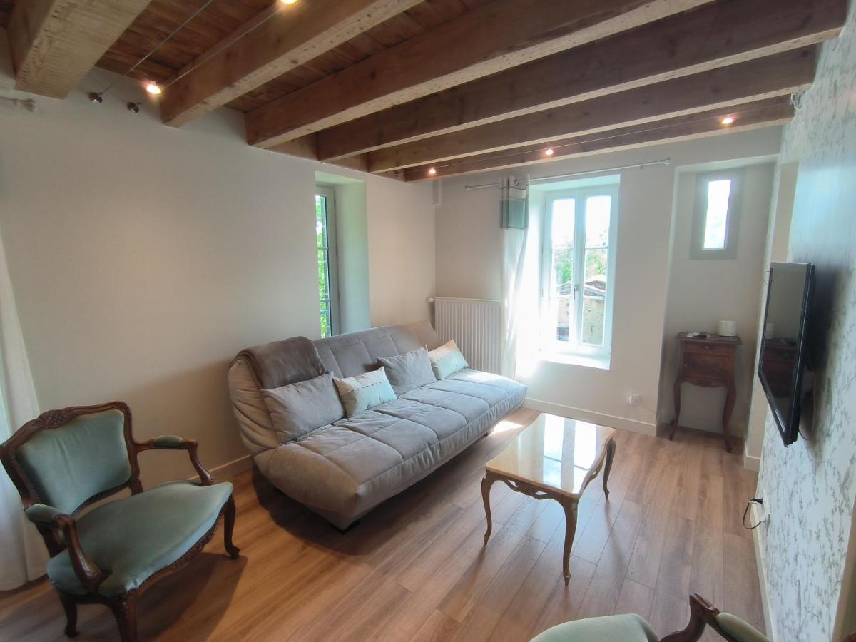 Gites Le Vieux Vinzelles Volvic Exterior foto